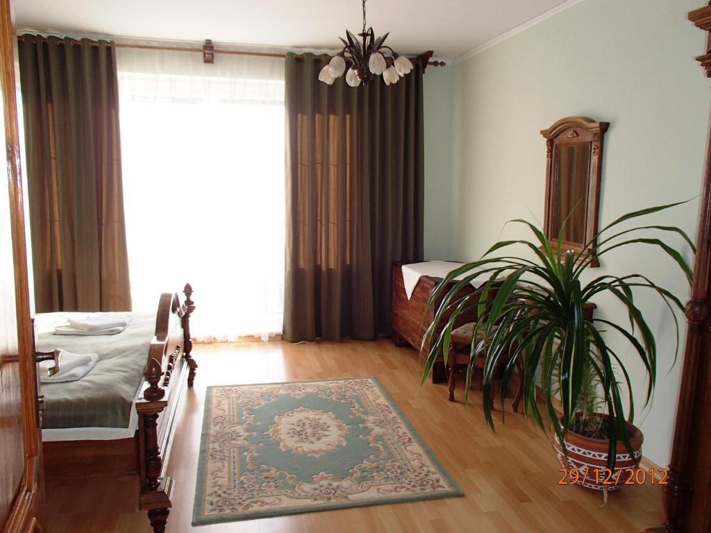 Pension Magnolia Trencin Ruang foto
