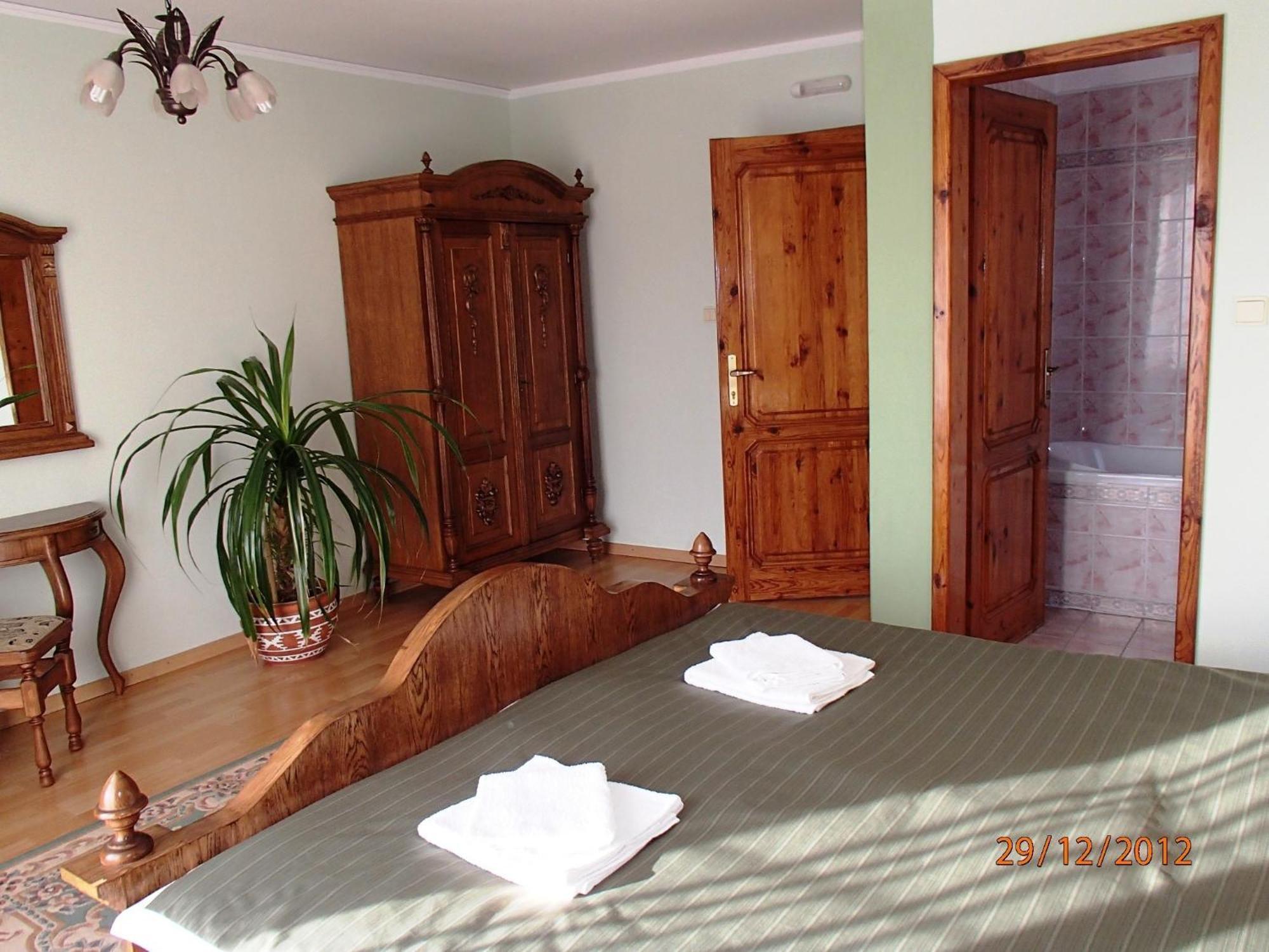 Pension Magnolia Trencin Bagian luar foto
